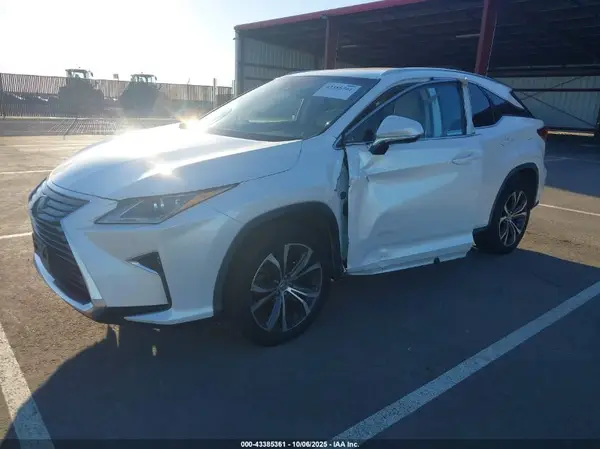 JTJBZMCA2H2021312 2017 LEXUS RX - Image 2