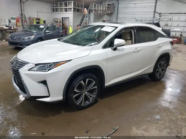 JTJBZMCA2K2041082 2019 LEXUS RX - Image 2