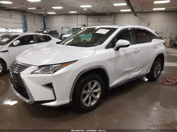 JTJBZMCA4K2041598 2019 LEXUS RX - Image 2