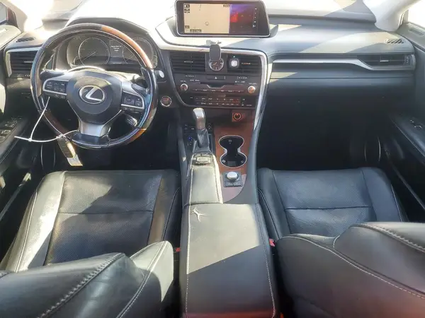 JTJBZMCA8H2015210 2017 LEXUS RX - Image 8