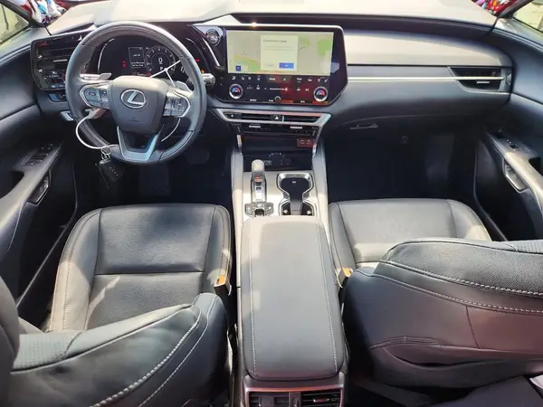 JTJCHMAA0R2012961 2024 LEXUS RX - Image 8