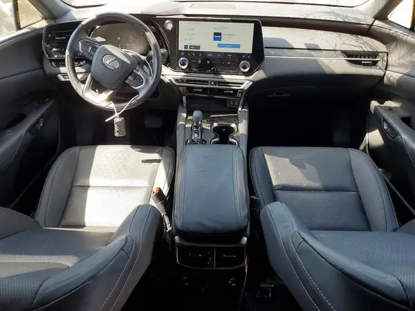 JTJCHMAA0S2024839 2025 LEXUS RX - Image 8