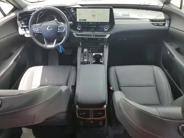 JTJCHMAA0S2024985 2025 LEXUS RX - Image 8
