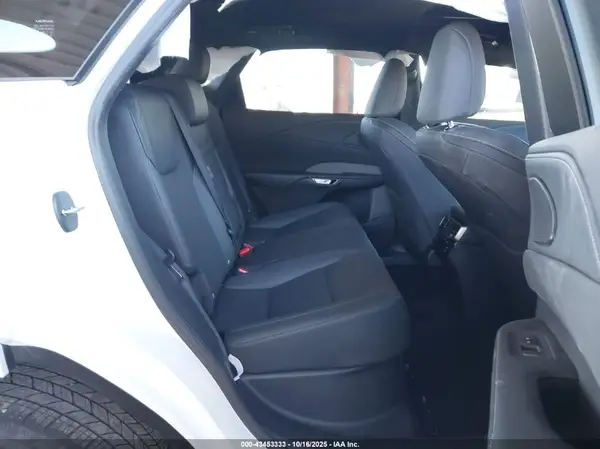 JTJCHMAA1S2025790 2025 LEXUS RX - Image 8