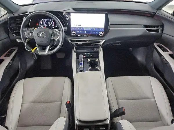 JTJCHMAA2P2005717 2023 LEXUS RX - Image 8