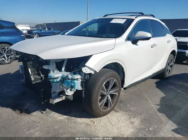 JTJCHMAA3R2014607 2024 LEXUS RX - Image 2
