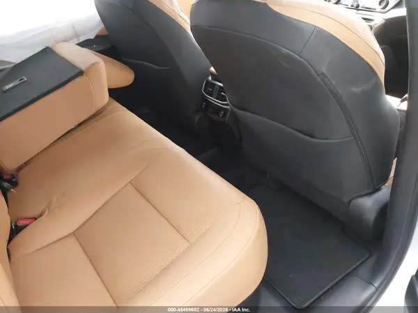 JTJCHMAA3R2014722 2024 LEXUS RX - Image 8