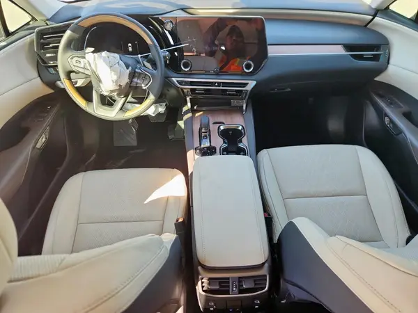 JTJCHMAA3S2031977 2025 LEXUS RX - Image 8