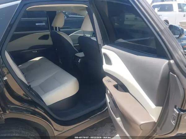 JTJCHMAA4P2005380 2023 LEXUS RX - Image 8