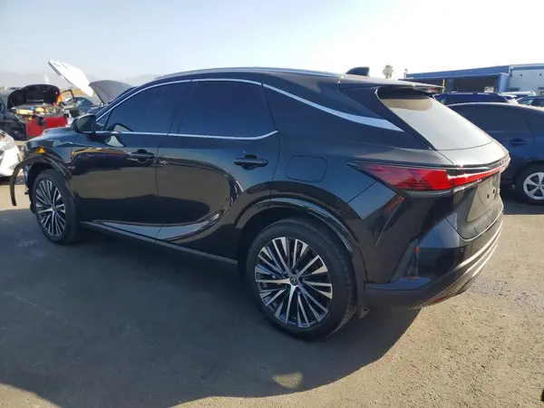 JTJCHMAA4T2036428 2026 LEXUS RX - Image 2