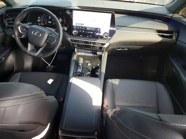 JTJCHMAA4T2036428 2026 LEXUS RX - Image 8