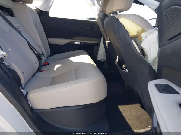 JTJCHMAA5R2017136 2024 LEXUS RX - Image 8