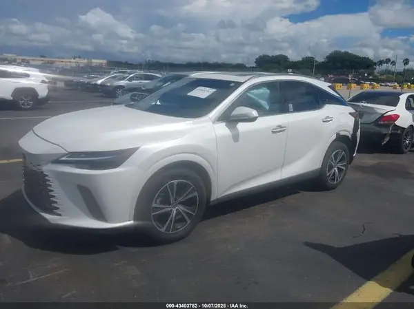 JTJCHMAA6R2016707 2024 LEXUS RX - Image 2