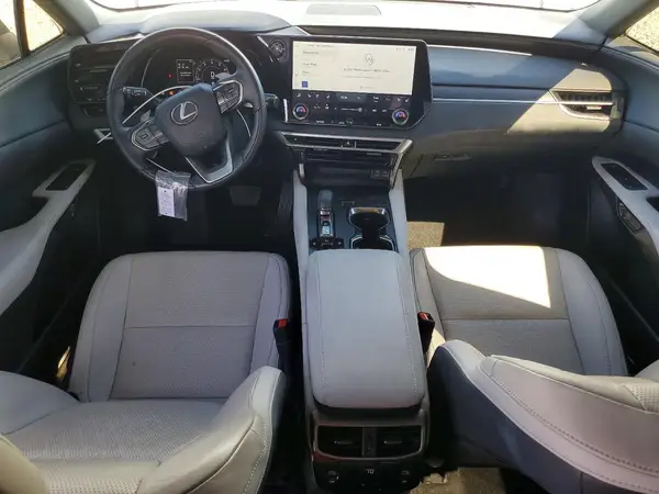 JTJCHMAA7R2015937 2024 LEXUS RX - Image 8
