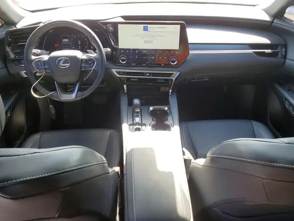 JTJCHMAA7R2017221 2024 LEXUS RX - Image 8