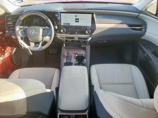 JTJCHMAA8P2000828 2023 LEXUS RX - Image 8