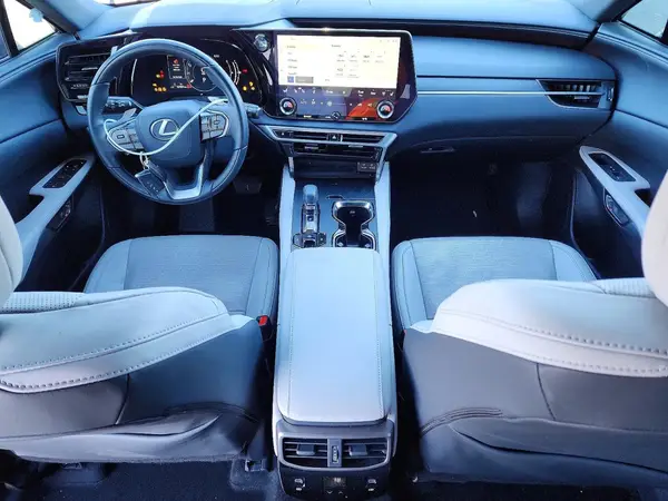 JTJCHMAA8P2002191 2023 LEXUS RX - Image 8