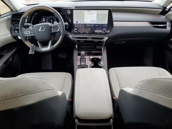 JTJCHMAA9P2009540 2023 LEXUS RX - Image 8
