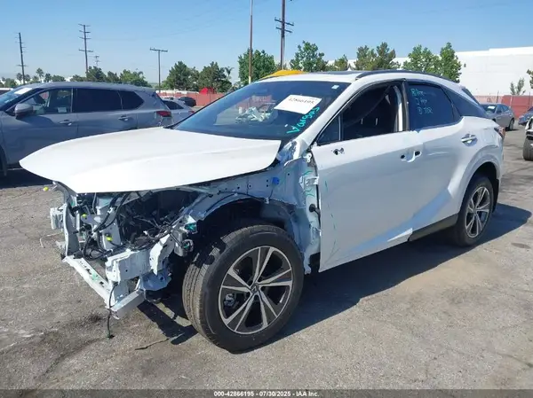 JTJCHMAA9S2028694 2025 LEXUS RX - Image 2