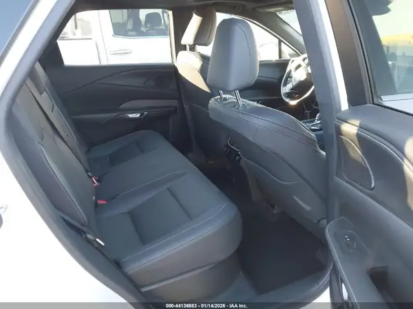 JTJCHMAAXR2012188 2024 LEXUS RX - Image 8