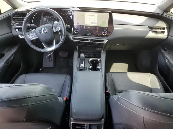 JTJCHMAAXR2013955 2024 LEXUS RX - Image 8