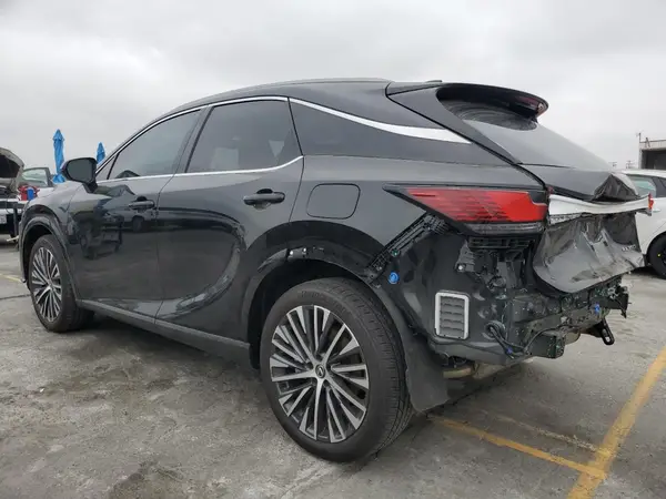 JTJCHMAAXR2015303 2024 LEXUS RX - Image 2