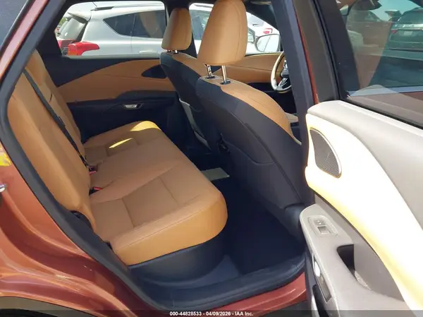 JTJCHMAAXS2022161 2025 LEXUS RX - Image 8