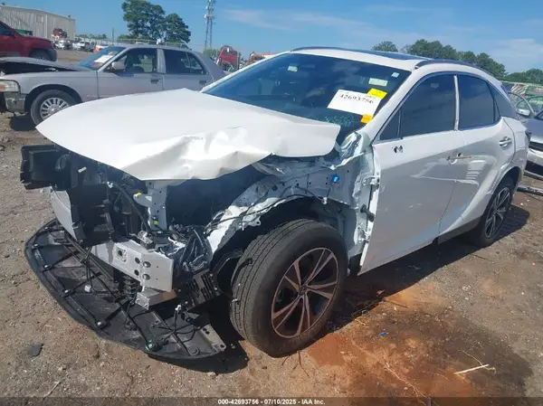 JTJCHMAAXS2022774 2025 LEXUS RX - Image 2