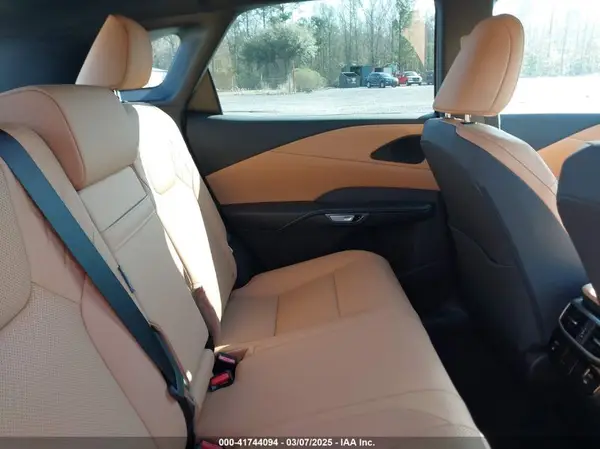 JTJCHMAAXS2022824 2025 LEXUS RX - Image 8