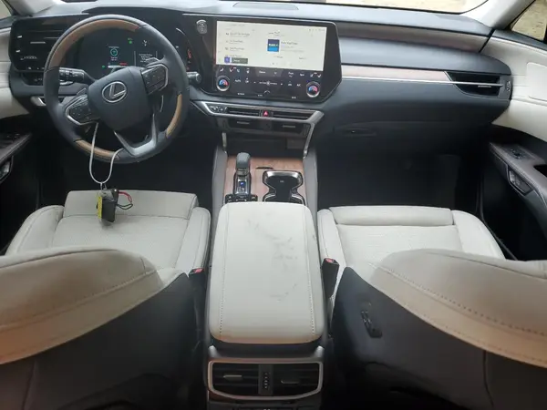 JTJCJMGA5S2025450 2025 LEXUS RX - Image 8