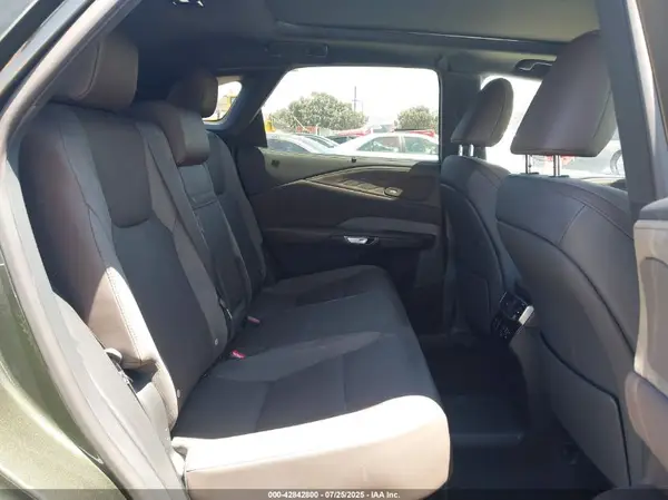 JTJCJMGAXS2029770 2025 LEXUS RX - Image 8