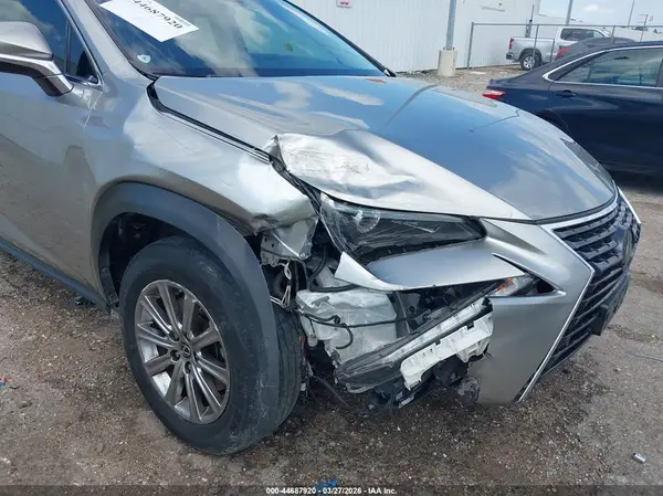 2020 LEXUS NX auction photo 6