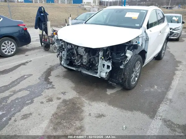 2021 LEXUS NX auction photo 6