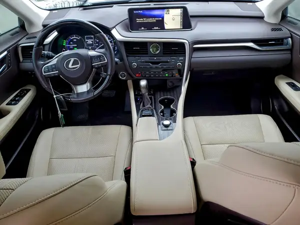 JTJDGKCA1J2001724 2018 LEXUS RX - Image 8