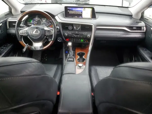 JTJDGKCA2J2005054 2018 LEXUS RX - Image 8
