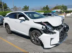 JTJDGKCA2K2008554 2019 LEXUS RX