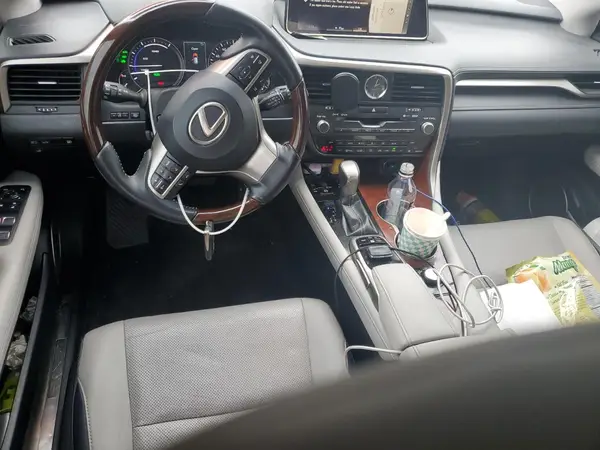 JTJDGKCA3K2007431 2019 LEXUS RX - Image 8