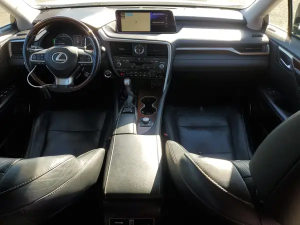 JTJDGKCA4J2000549 2018 LEXUS RX - Image 8