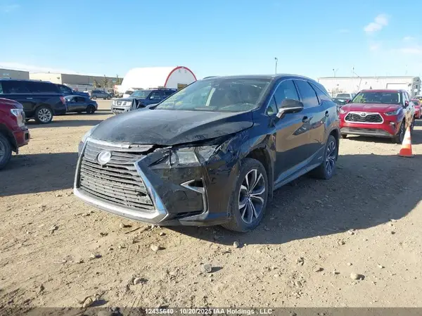 JTJDGKCA4J2002608 2018 LEXUS RX - Image 2