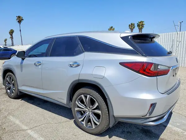 JTJDGKCA5J2005114 2018 LEXUS RX - Image 2