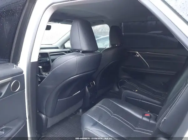 JTJDGKCA5K2007799 2019 LEXUS RX - Image 8