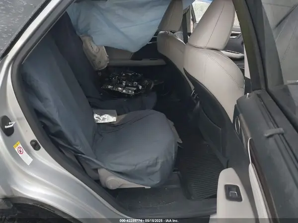 JTJDGKCA6J2003954 2018 LEXUS RX - Image 8