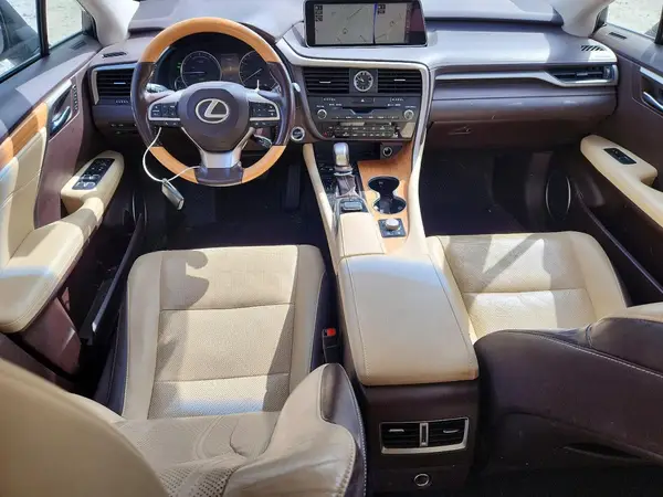 JTJDGKCA8J2005074 2018 LEXUS RX - Image 8
