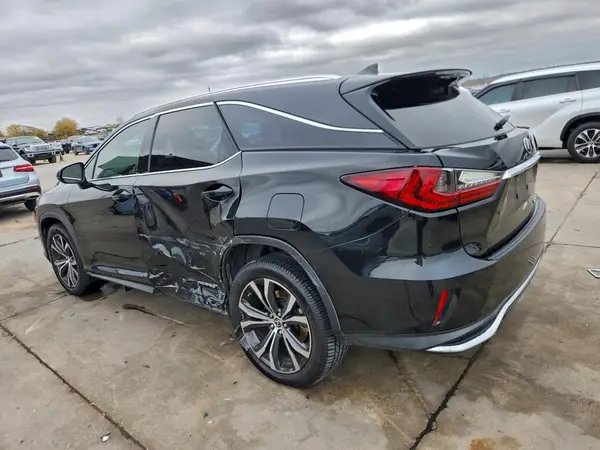 JTJDGKCA8J2005849 2018 LEXUS RX - Image 2