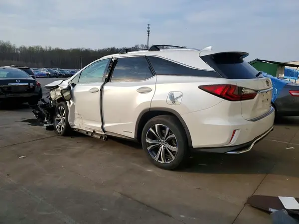 JTJDGKCA9J2005567 2018 LEXUS RX - Image 2