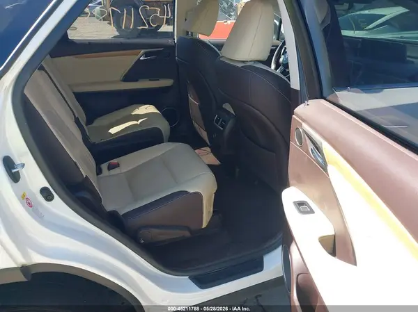 JTJDGKCAXJ2000653 2018 LEXUS RX - Image 8