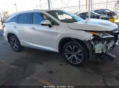 JTJDGKCAXJ2004184 2018 LEXUS RX