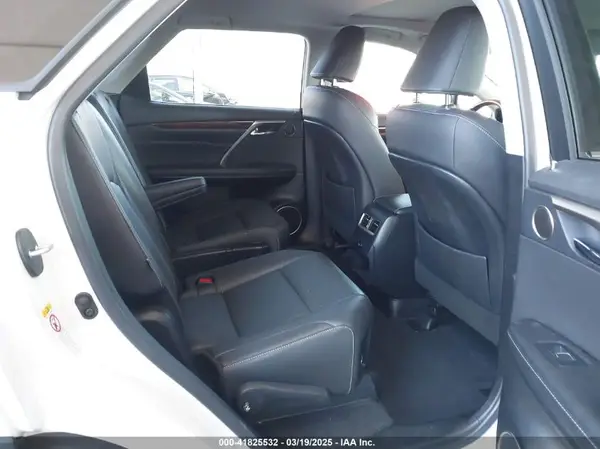 JTJDGKCAXJ2004184 2018 LEXUS RX - Image 8