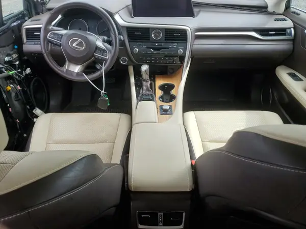 JTJDGKCAXJ2004699 2018 LEXUS RX - Image 8
