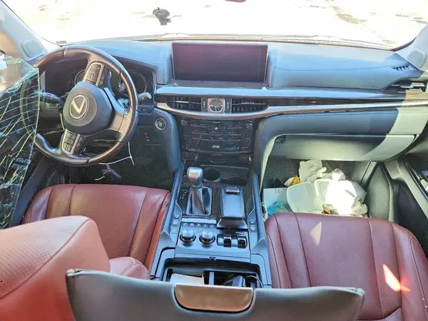 JTJDY7AX0L4333047 2020 LEXUS LX - Image 8
